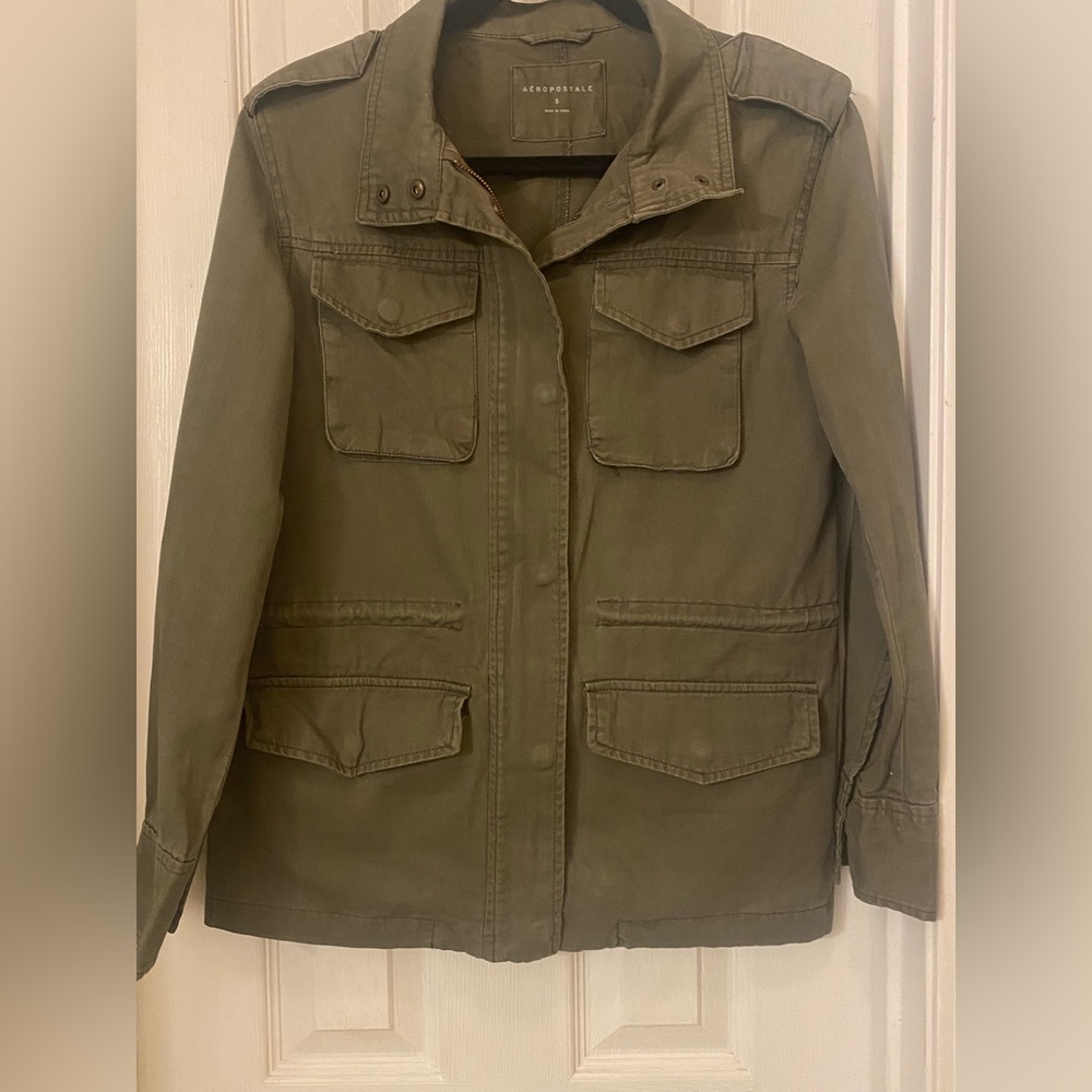 Aeropostale utility jacket, size small, olive green